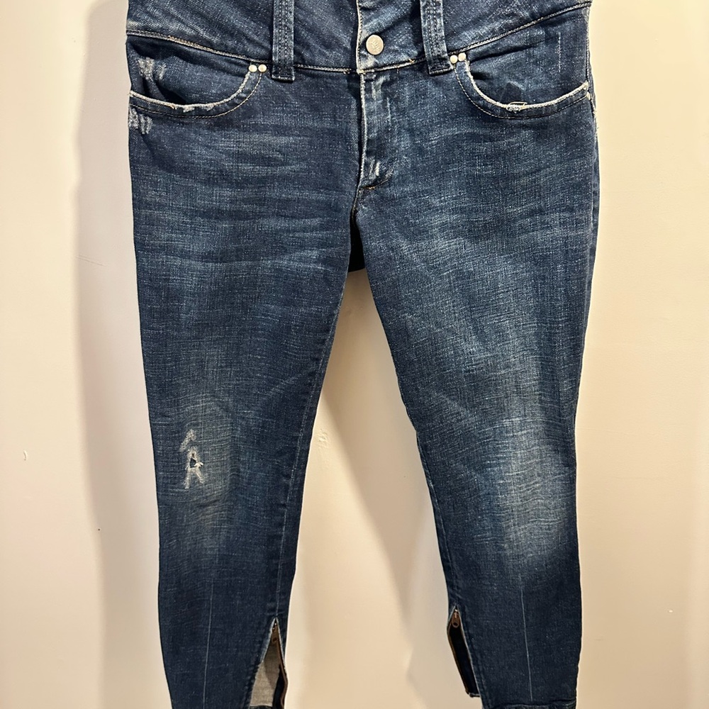 Classic Blue Cropped Jeans
